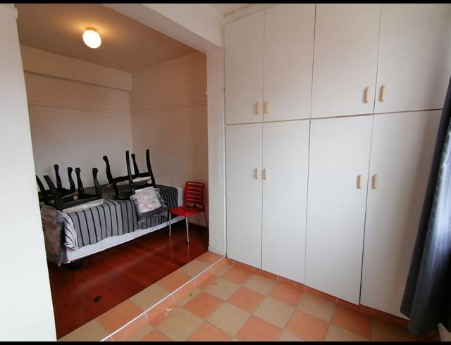 0.5 BEDROOM FLAT RENTED IN DURBAN CENTRAL